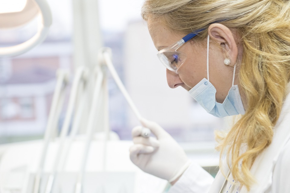 До края на март продължават безплатните профилактични прегледи при стоматолог в 