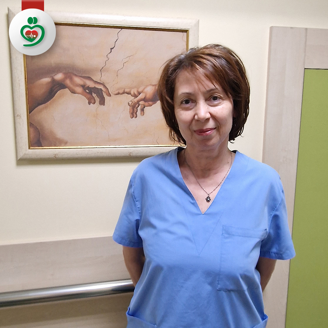Ирина Николова, старша медицински сестра на Отделението по хирургия на ръка в УМБАЛ „Софиямед“: Професията ни е тежка и изисква отговорност, знания и трудолюбие