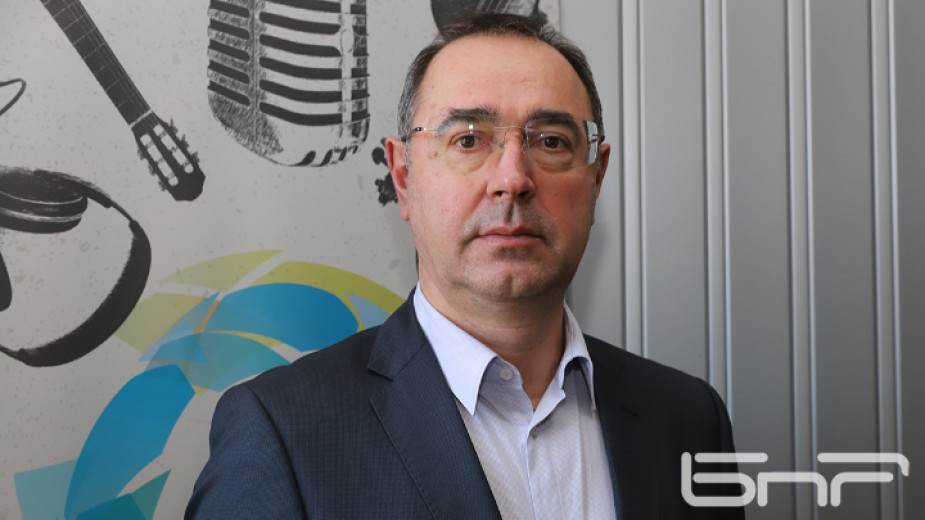 Проф. Георги Попов за видове инфекциозни болести, пренасяни от кърлежите