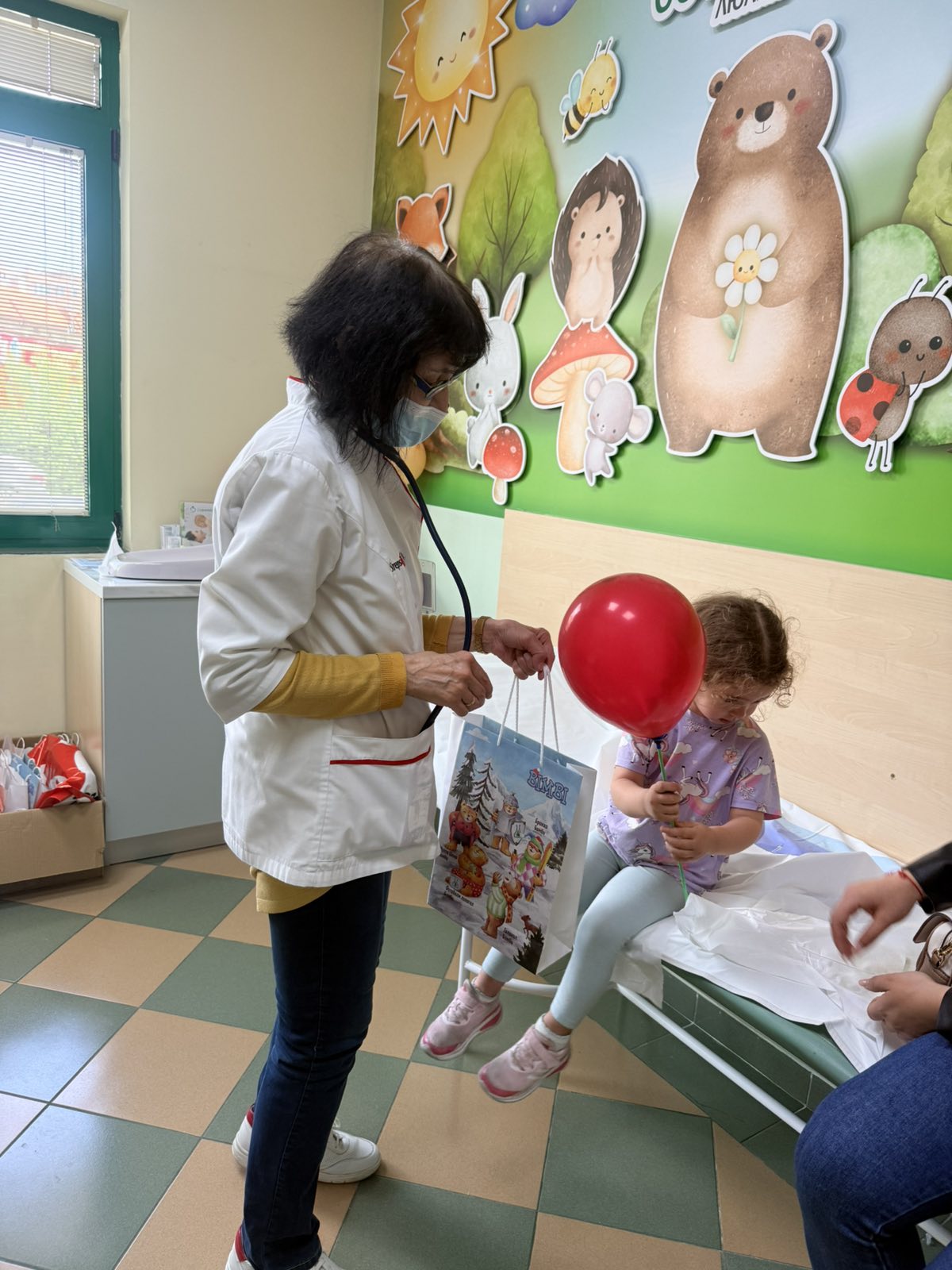 Над 50 безплатни детски прегледа по случай 1 юни в Софиямед
