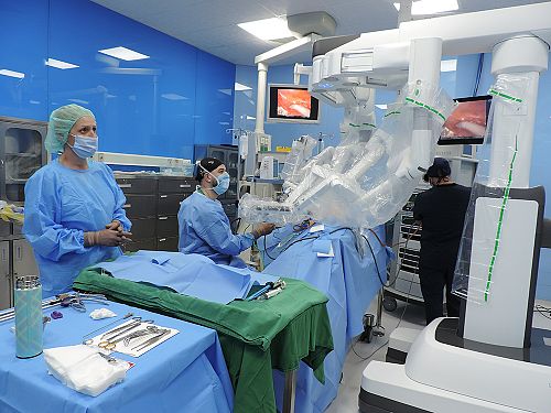 Първи роботизирани урологични операции в „Софиямед“