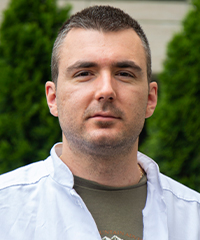 Д-р Даниел Лазаров